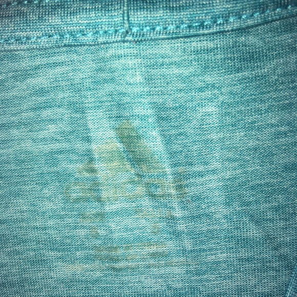 Boys Adidas T-shirt - Picture 2 of 2